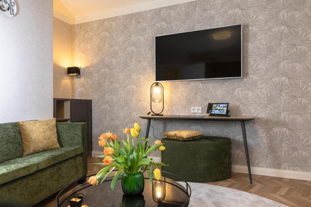 טובינגן Hotel Krone ****S מראה חיצוני תמונה
