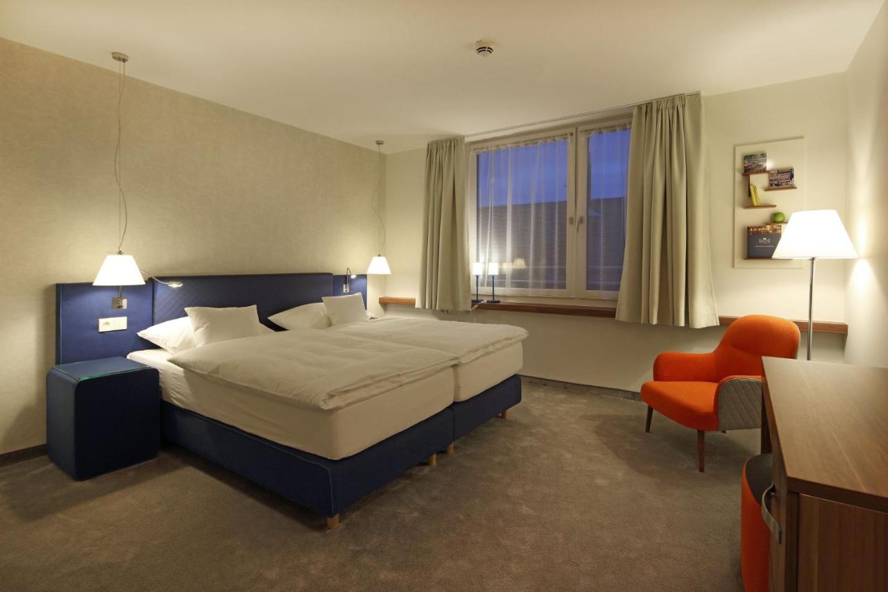 טובינגן Hotel Krone ****S מראה חיצוני תמונה