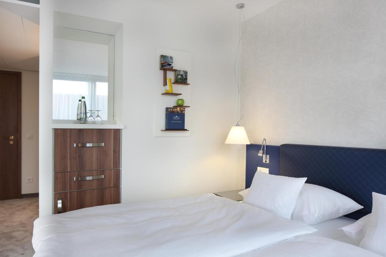 טובינגן Hotel Krone ****S מראה חיצוני תמונה