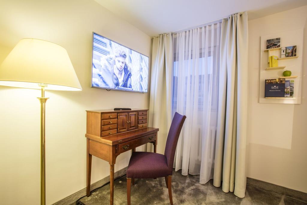 טובינגן Hotel Krone ****S מראה חיצוני תמונה