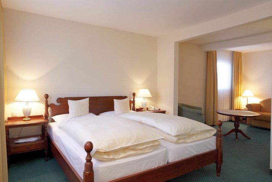 טובינגן Hotel Krone ****S מראה חיצוני תמונה