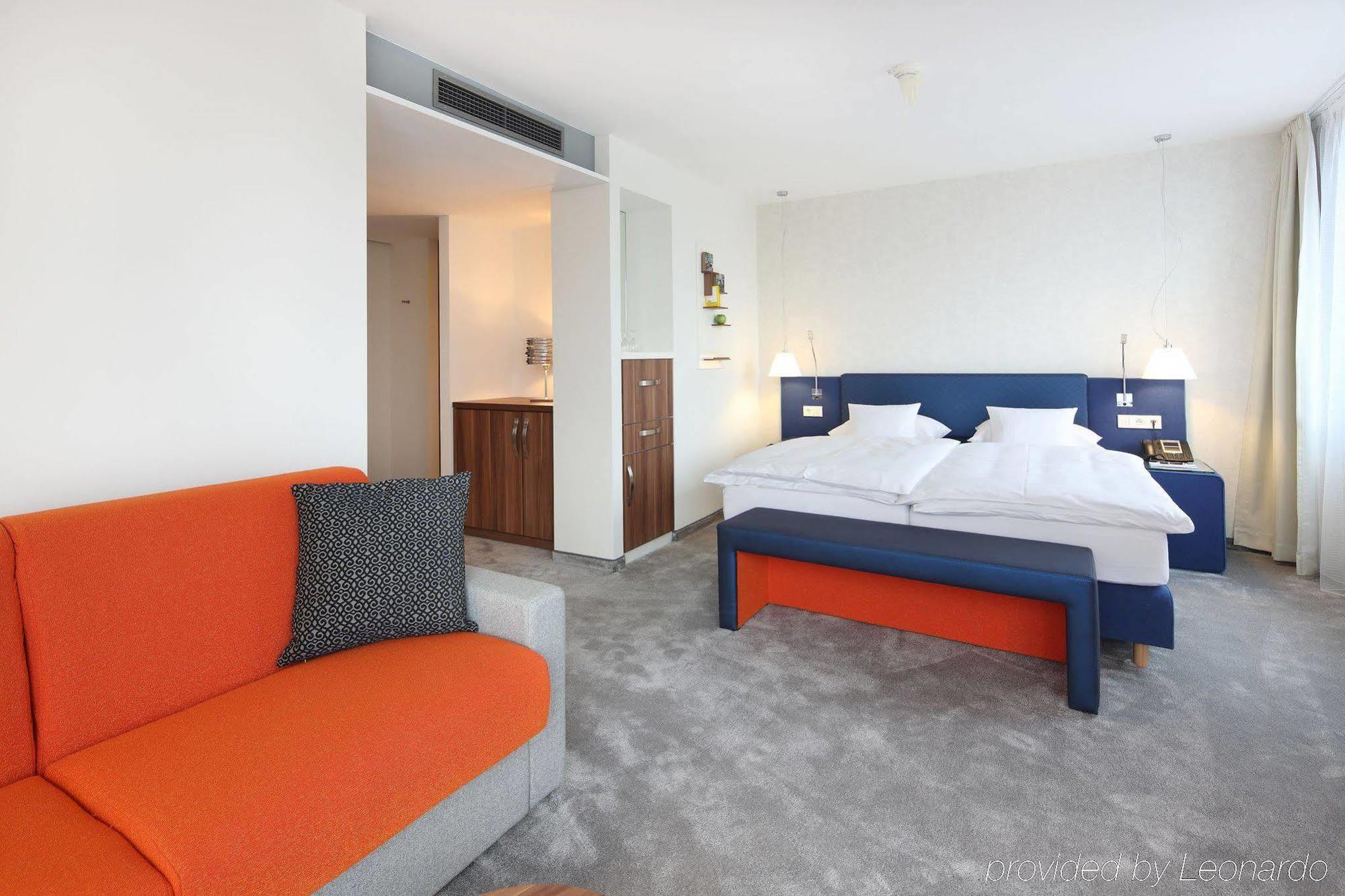 טובינגן Hotel Krone ****S מראה חיצוני תמונה